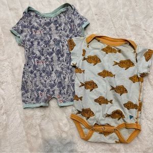 EUC Boys 3/6mo blue rooster fish onesie & Egg romper